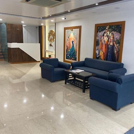 Hotel Eleven Heights Bhopal Eksteriør bilde