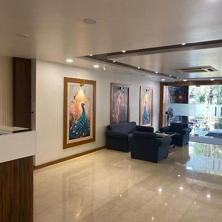 Hotel Eleven Heights Bhopal Eksteriør bilde