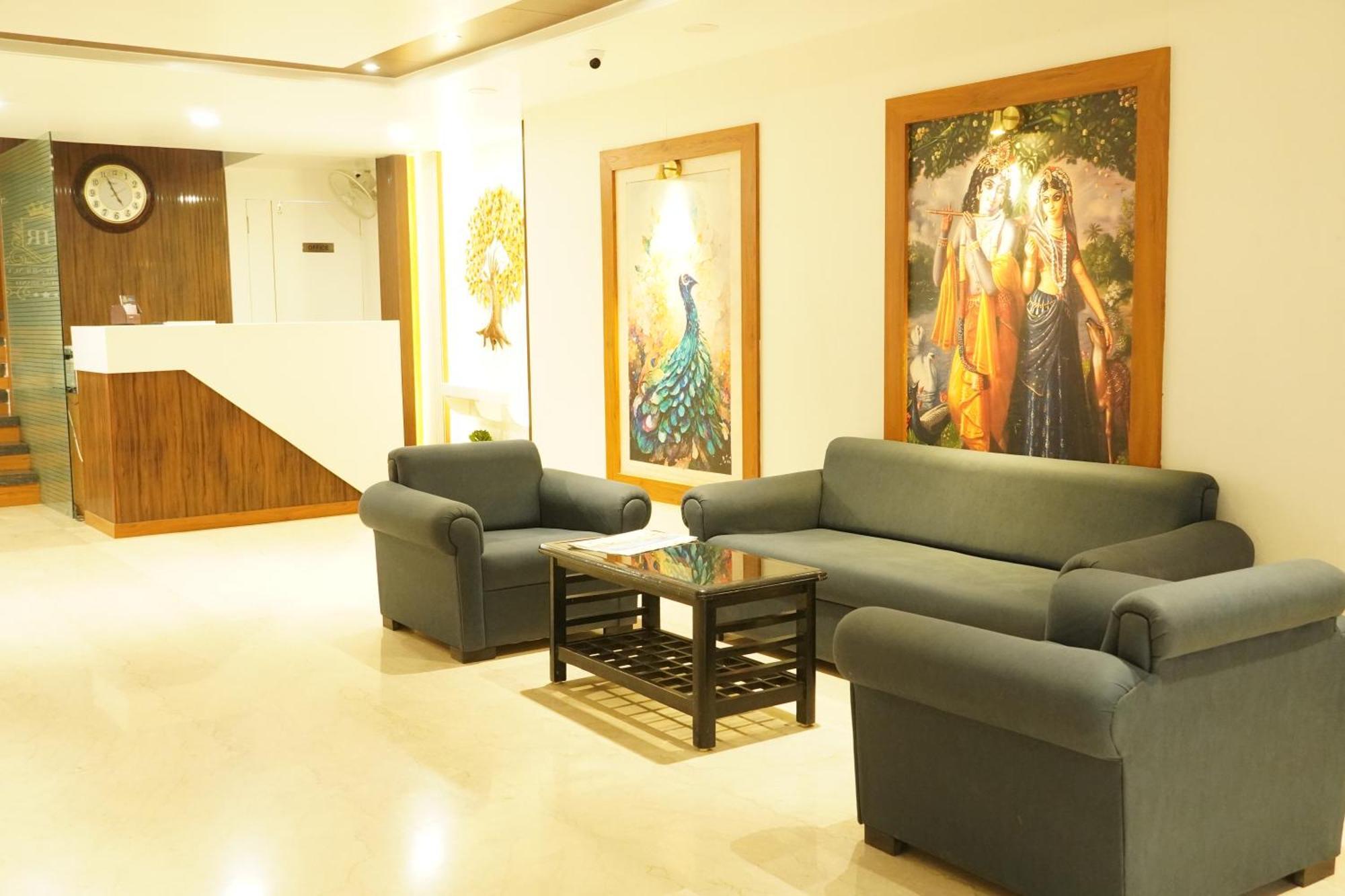 Hotel Eleven Heights Bhopal Eksteriør bilde